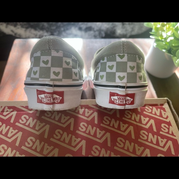 Sage green VANS with hearts 💚💚💚 - Picture 10 of 10